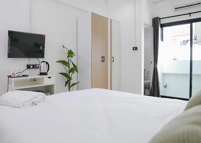 Chana Hotel Bangkok