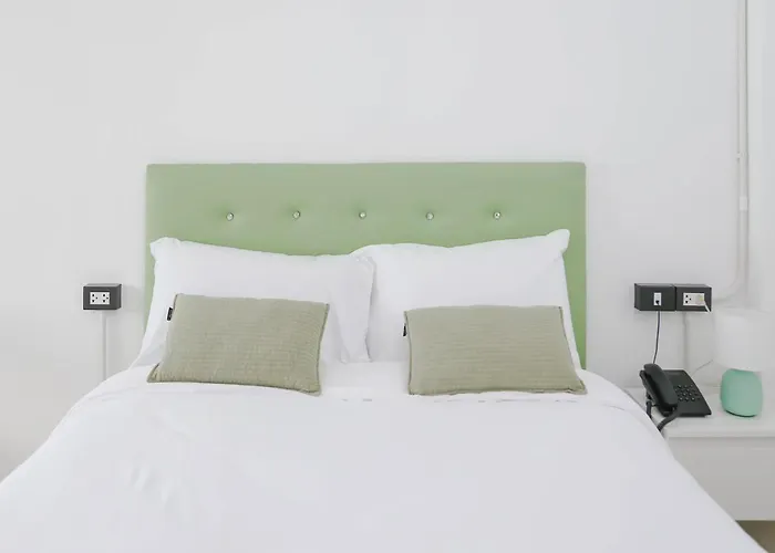 Chana Hotel Bangkok