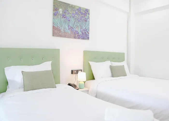 Chana Hotel 3*