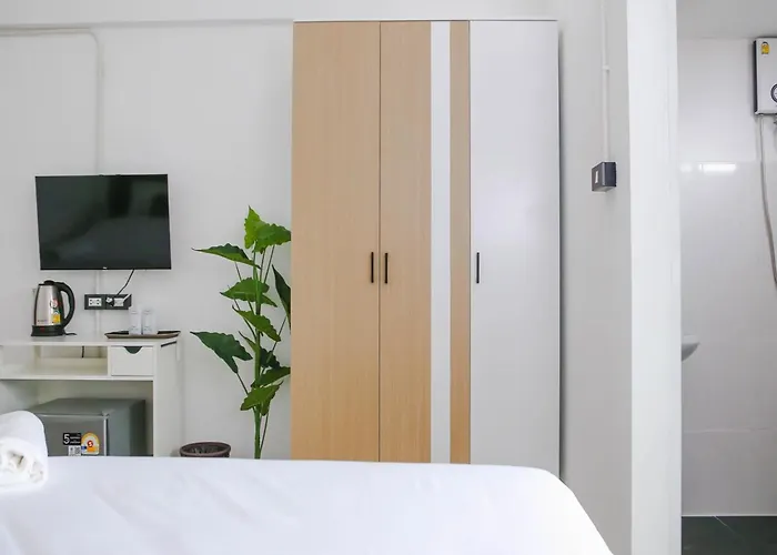Chana Hotel Bangkok