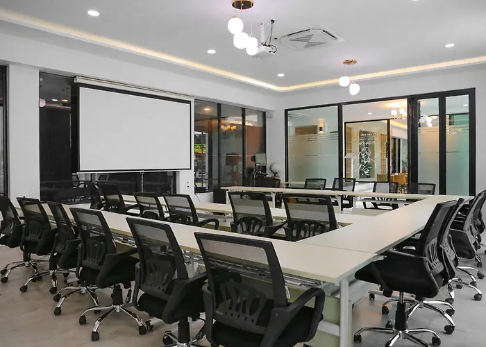 Hotel Chana 3*